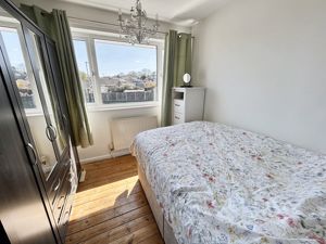 Bedroom- click for photo gallery